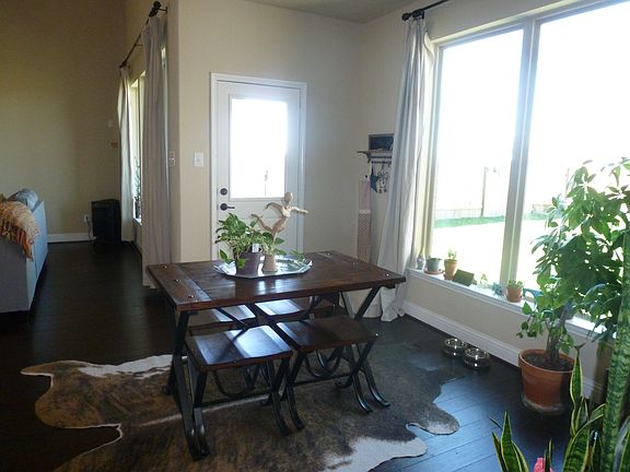 4th image of 2114 Lisboa Ln