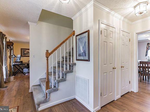 3rd image of 47877 Waterview Dr