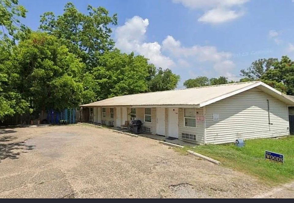 1st image of 101 N Sarah St #0