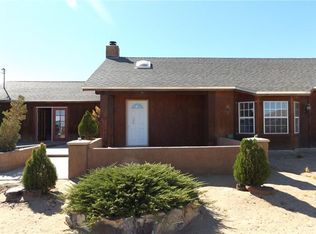 1242 Juniper Rd, Landers, CA 92285