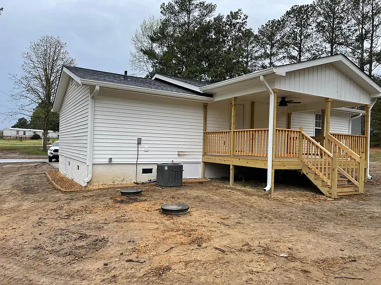 130 Godwin Rd — Photo 10