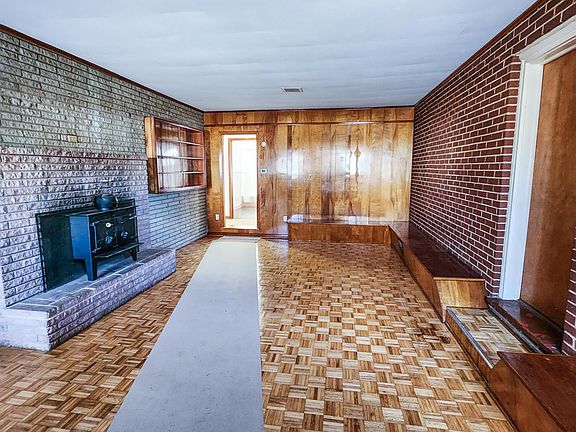 2nd image of 1621 Kenwood Blvd SE #B