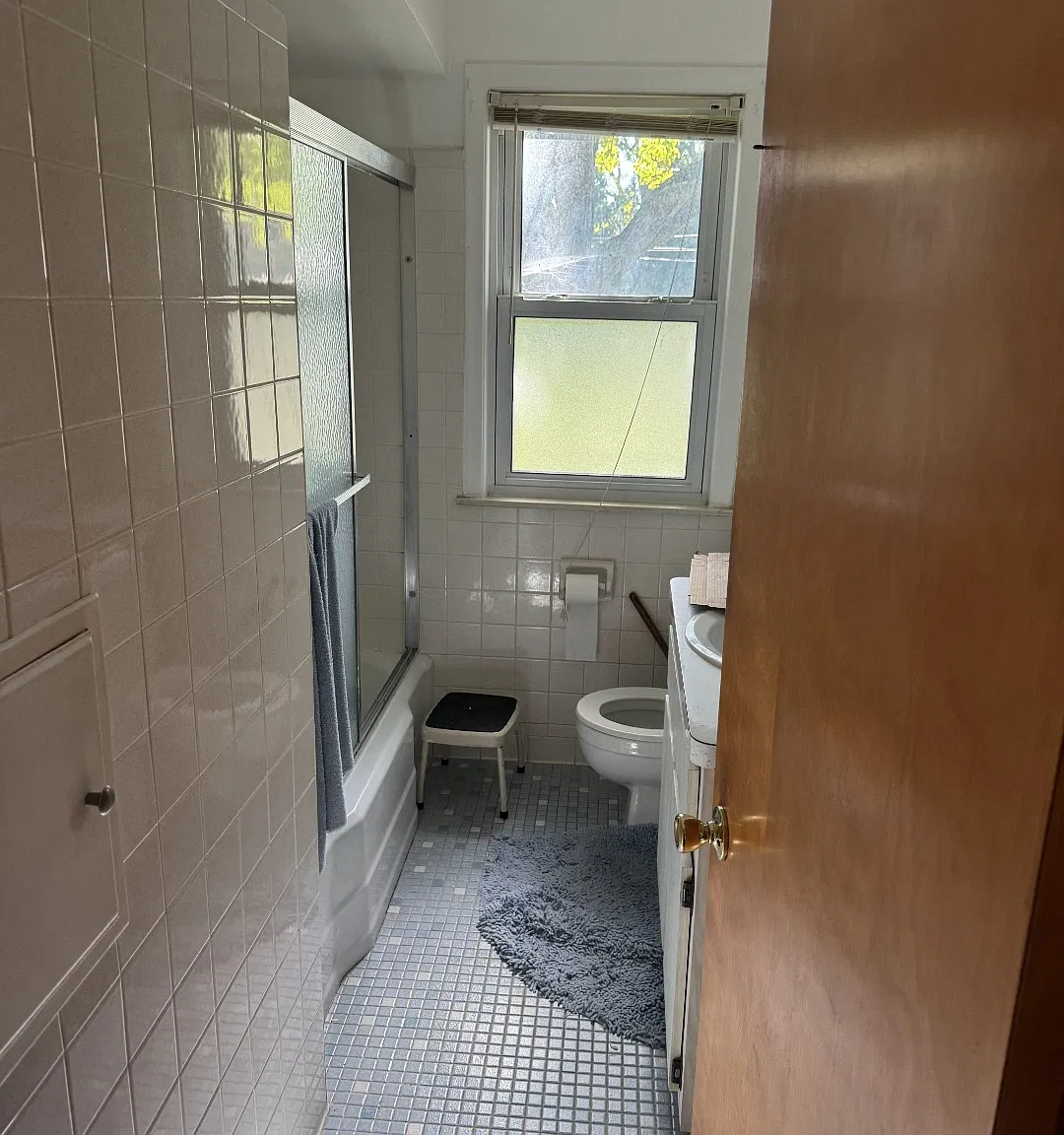3 bed, 1155 sqft, $2,200 — Photo 1