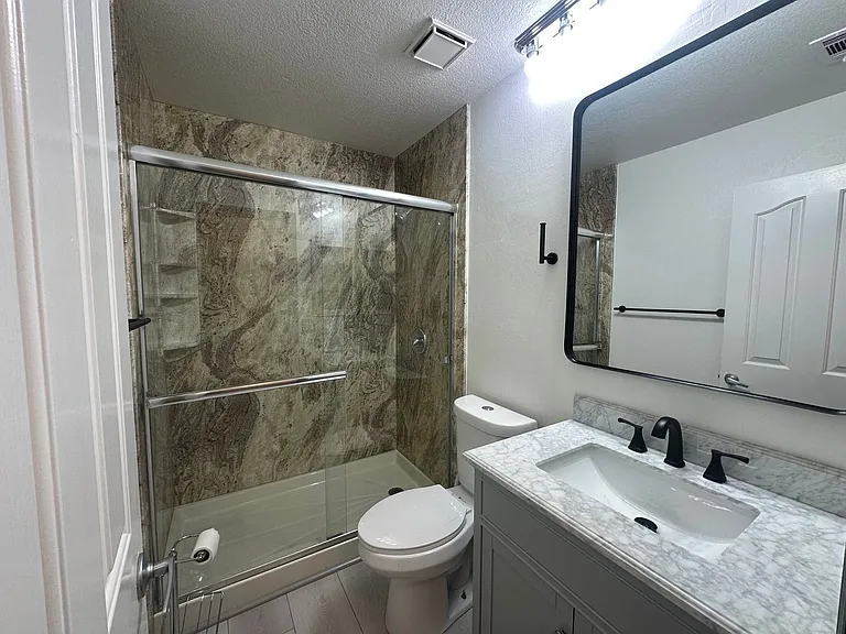 365 Diane Ct — Photo 10