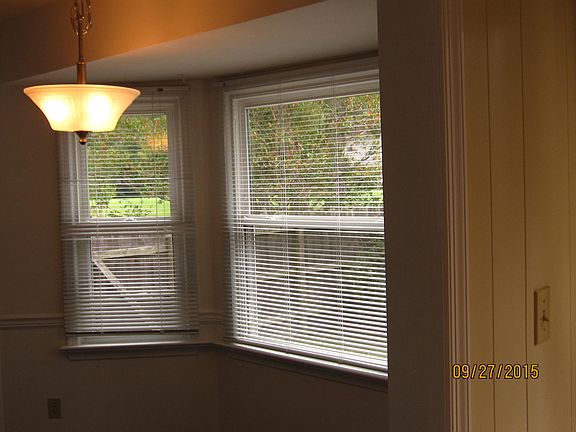Eat in kitchen plus formal dining room