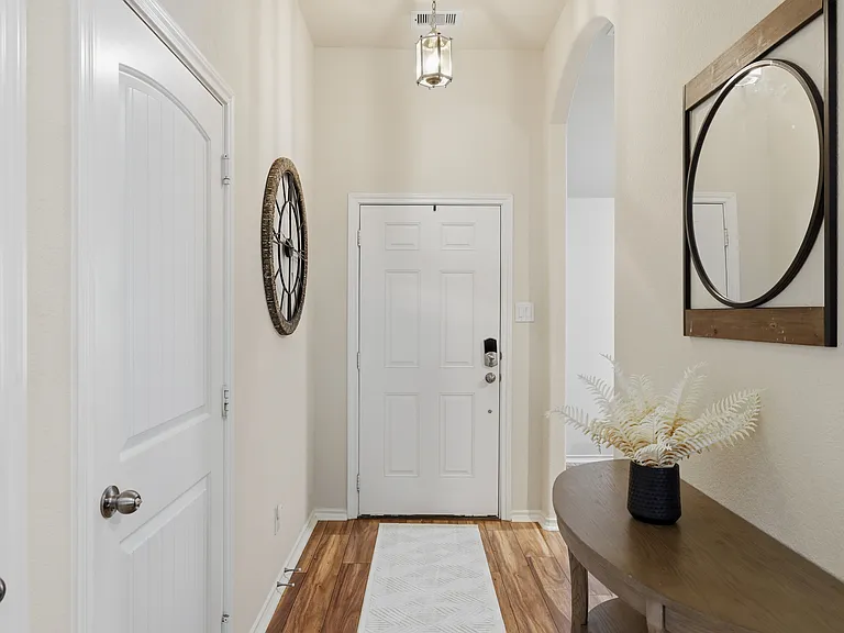 1722 York Creek Dr — Photo 5
