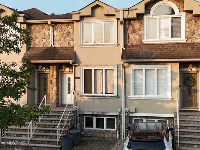 131 Ridgeway Ave, Staten Island, NY, 10314