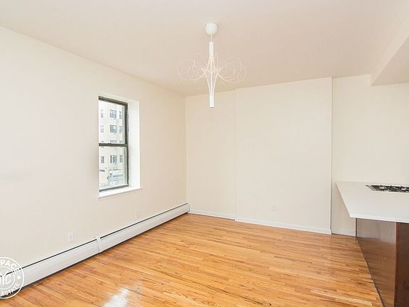 3rd image of 515 Saint Marks Ave #E8