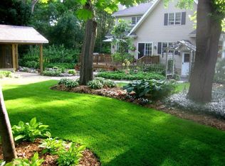 5850 Chase Ave, Downers Grove, IL 60516