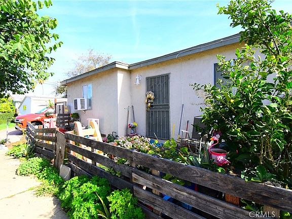2nd image of 134 N Cabrillo Ave