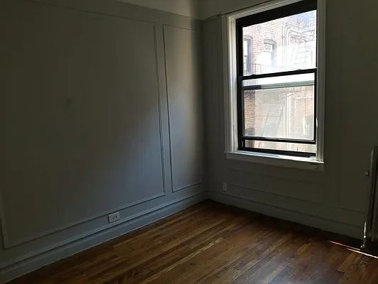 Rented by Monarch Realty Holdings | media 15