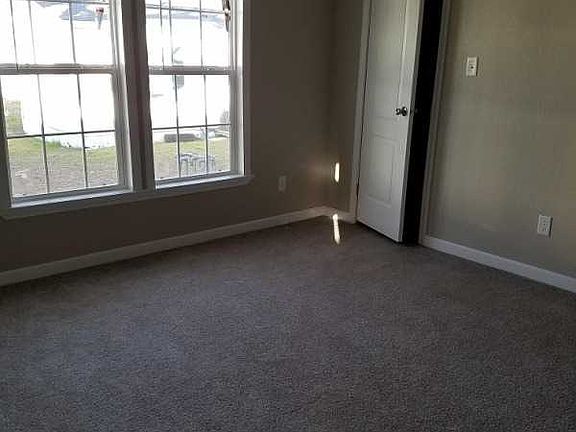 5th image of 1140 Katrina Ct