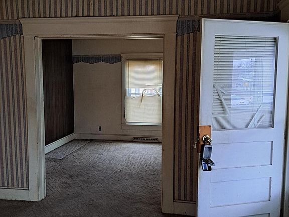 4th image of 302 Blaine Ave