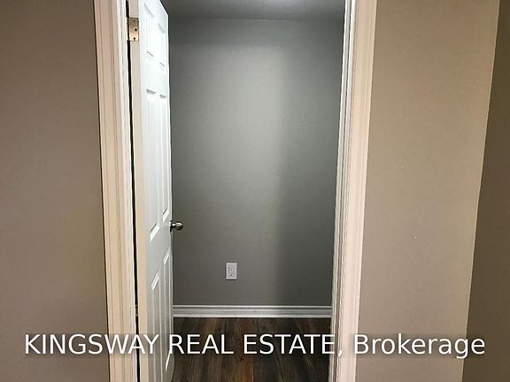 4th image of 75 Tavistock Rd #2