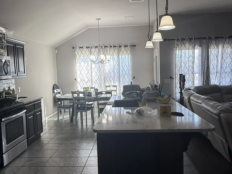 2372 NW 191st Ct — Photo 3