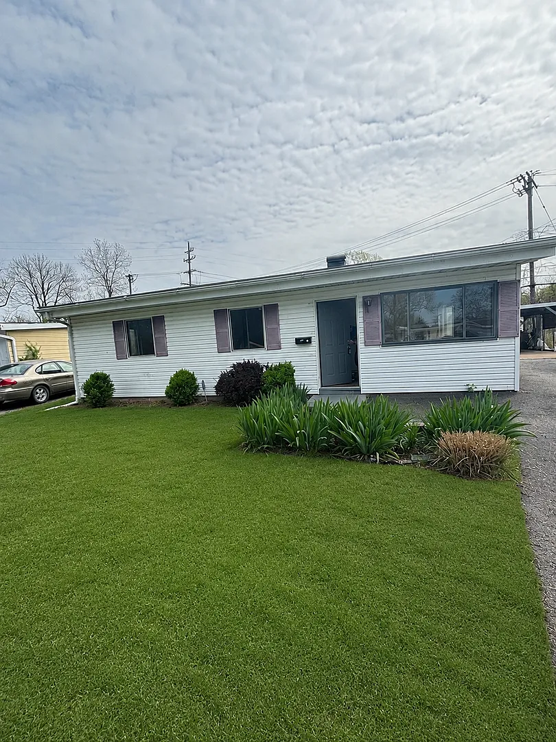 Recently Updated 3BD/1BA — Photo 1