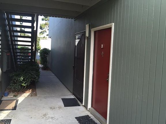 3rd image of 201 Boardwalk Ave APT B