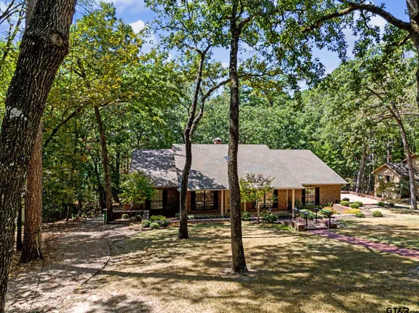 195 Brazos Bnd, Holly Lake Ranch, TX 75765