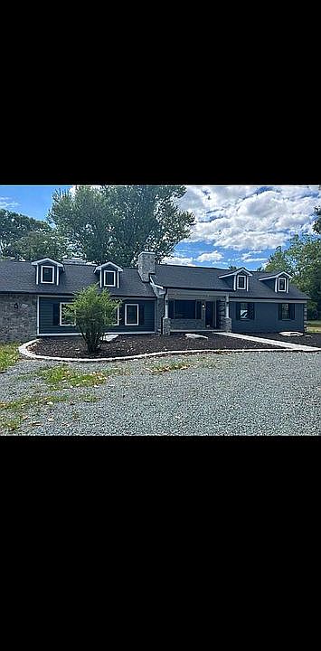 1st image of 395 Troy Rd