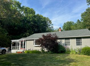 78 Dresden Ave, Gardiner, ME 04345