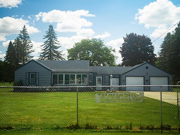 2nd image of 3467 Grand Blanc Rd