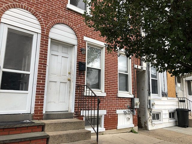 1st image of 1215 Chestnut St