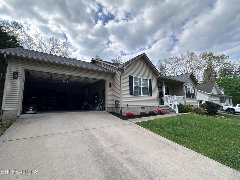 1st image of 808 Ojibwa Ln