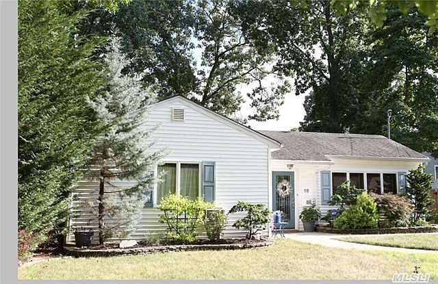 1st image of 18 Boston Ave
