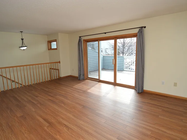 2258 Knightsbridge Ct — Photo 7