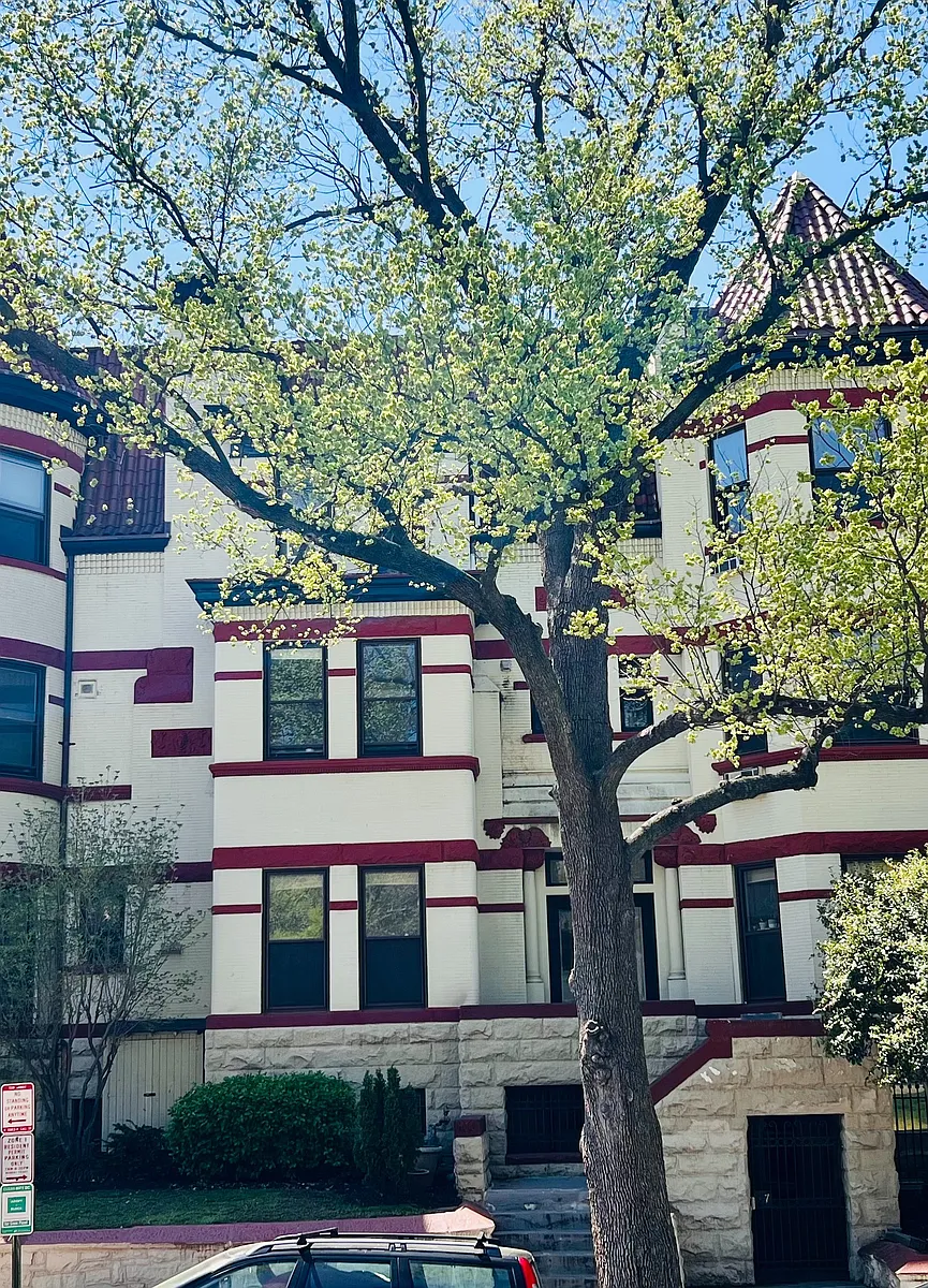Building Photo - 2300 19th St NW #7