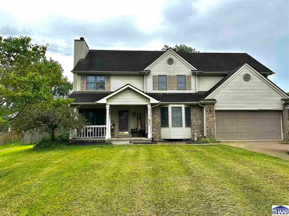 7425 E Beatrice Ct, Terre Haute, IN 47802