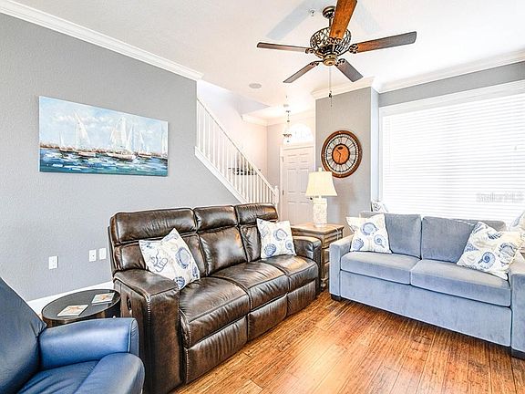4th image of 287 Orange St S APT 101