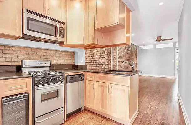 Rented by DALLAL | media 8