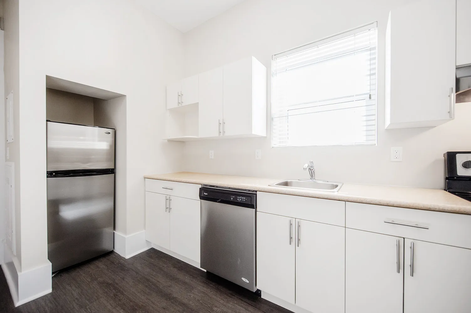 626 Jessie Avenue — Photo 2