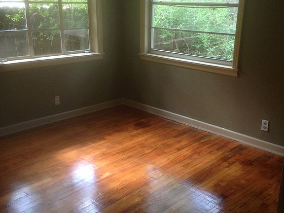 5th image of 4220 B St #B