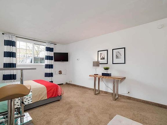 5th image of 3015 Delaware Ave #0B-1Ba-370Sqft