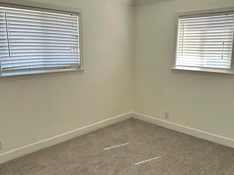 1624 Catalpa St — Photo 11