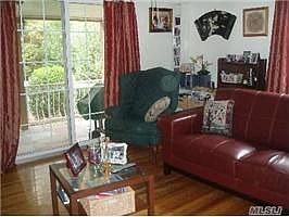 3rd image of 19419 Dunton Ave