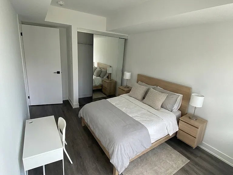 609 Sherbourne St #701 — Photo 1