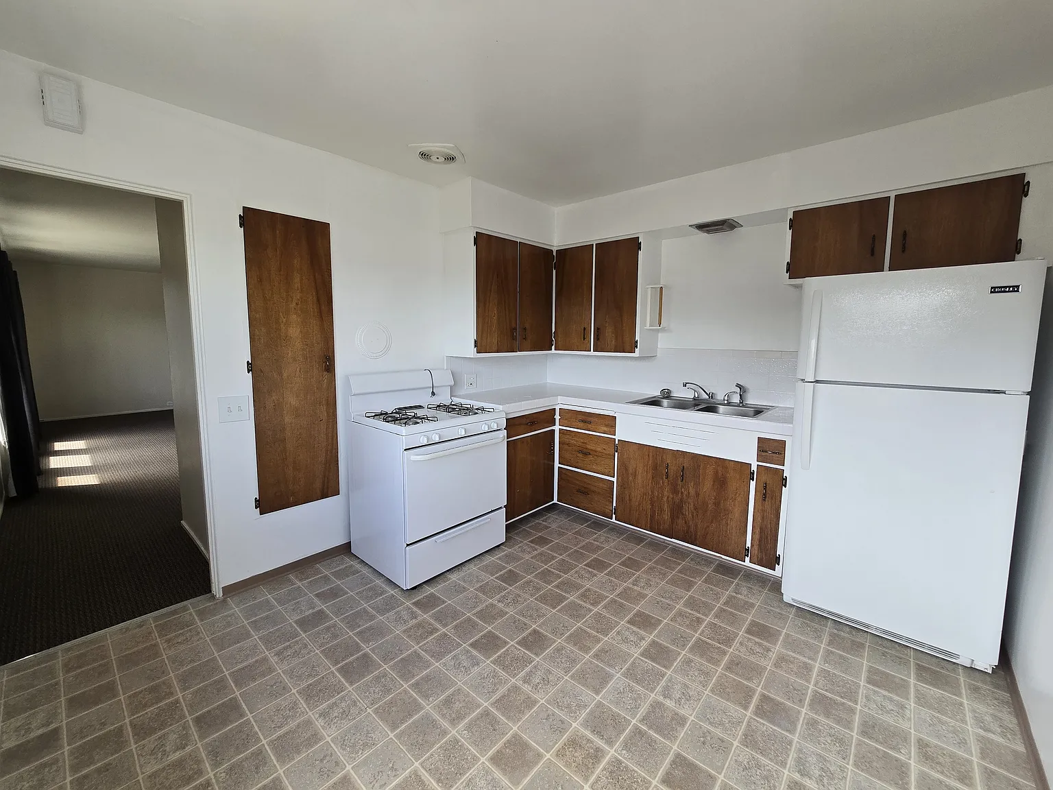 2 bed, $1,450 — Photo 2