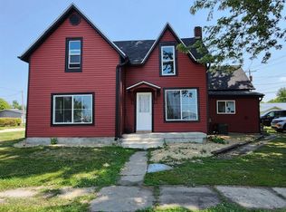 400 E 4th St, Tama, IA 52339