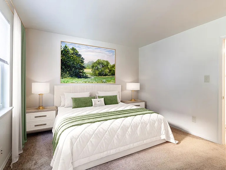 Southgate Manor Apartments — Photo 11