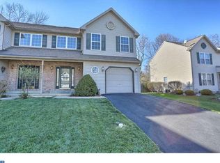 734 Maria Ave, Sinking Spring, PA 19608