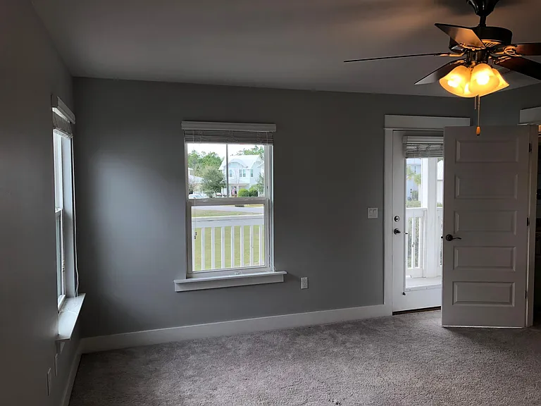 206 Montclair Ave — Photo 11