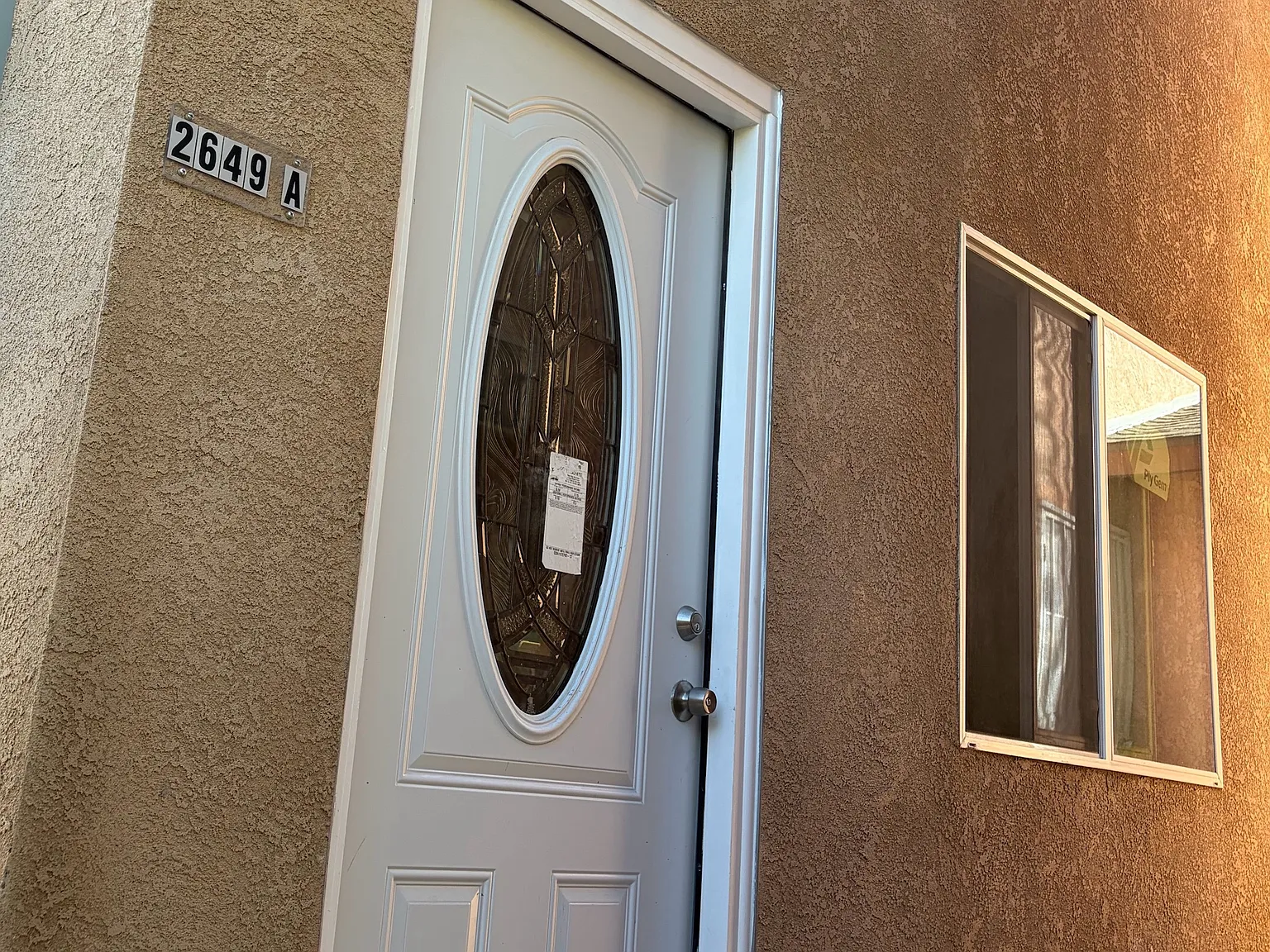 3 bed, 1035 sqft, $3,300 — Photo 3