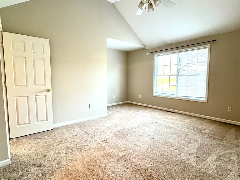 645 Hampton Way #1 — Photo 6