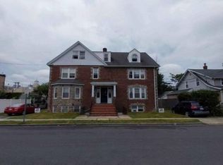 19 Madison Ave APT 1, Franklin Square, NY 11010