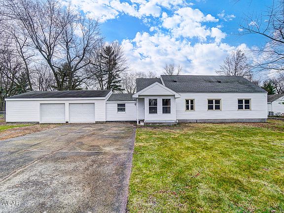 3rd image of 1609 Reed Rd