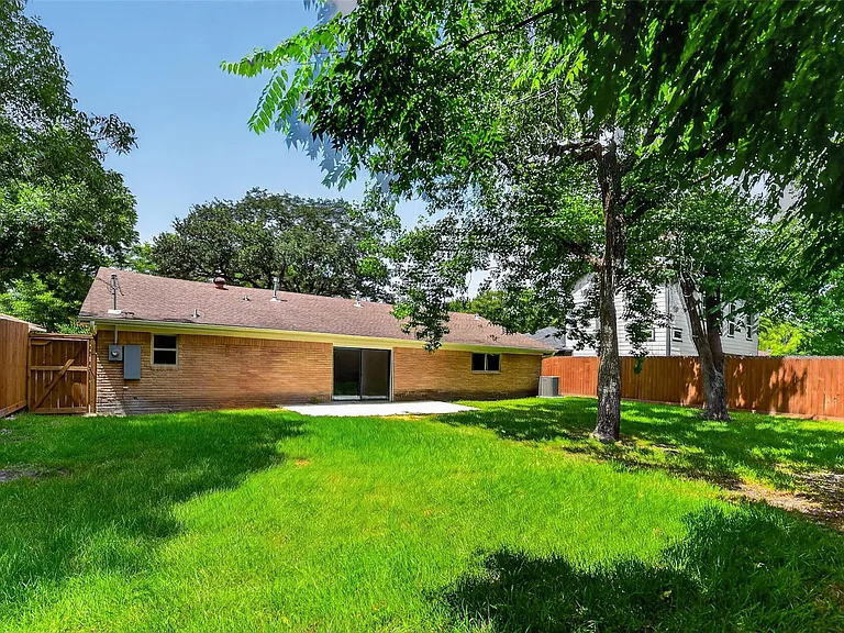 4131 Knotty Oaks Trl — Photo 30