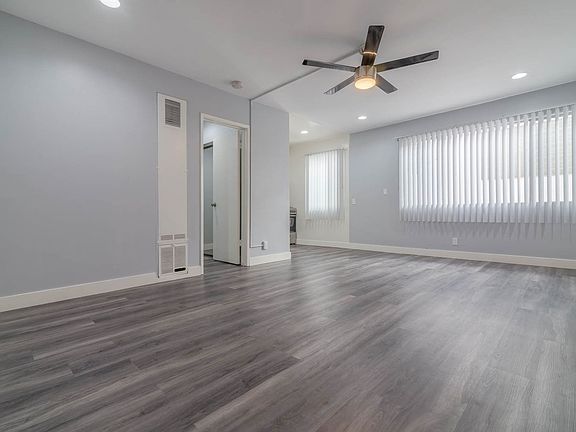3rd image of 928 4th St #107